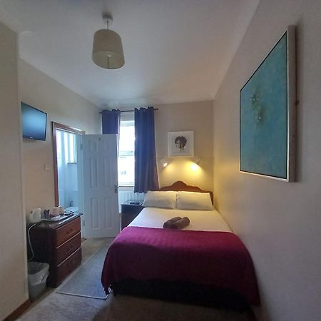 Bay View Guesthouse Голуэй Экстерьер фото